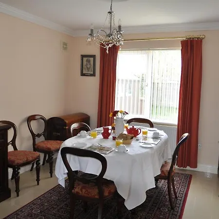 Bridge Bed & Breakfast 4*